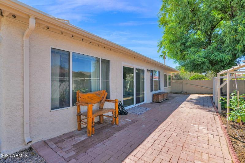 51-web-or-mls-P1315692