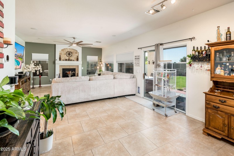 great room/family room