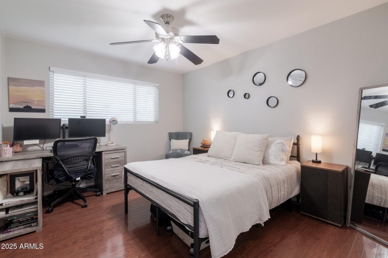 Moreland (17).jpg-SMALL