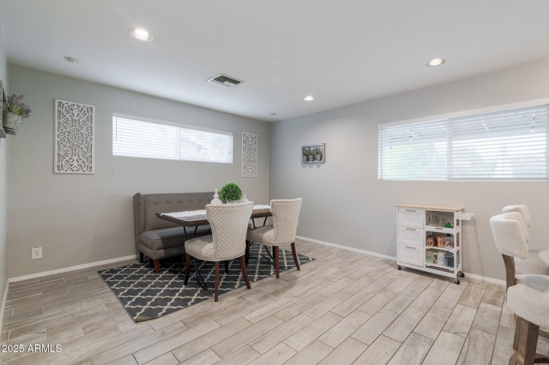 Moreland (20).jpg-SMALL