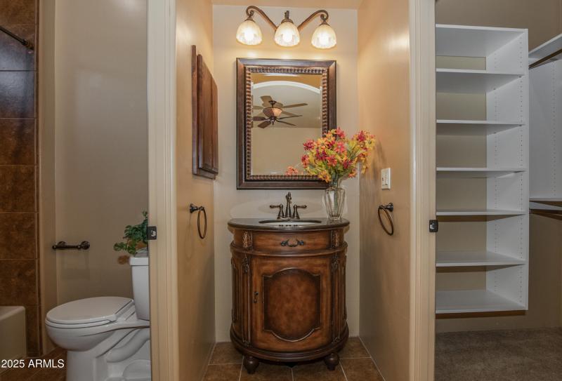 2nd bathroom - 1st floor