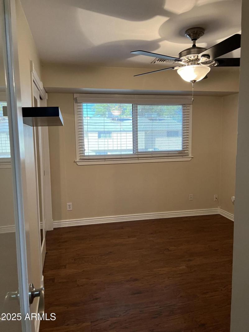 20251002_231534157_iOS