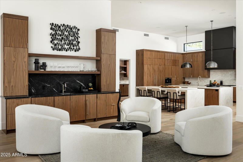 Lounge Seating to Kitchen