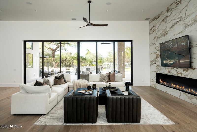 Informal Living to Patio