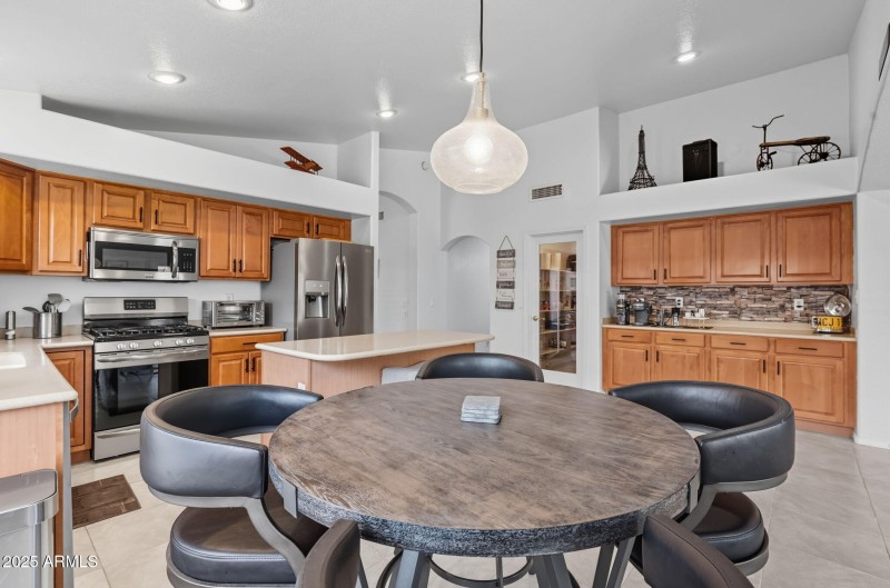 9637 E. Olla Ave.