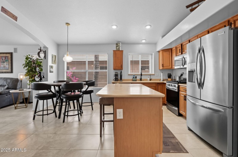 9637 E. Olla Ave.