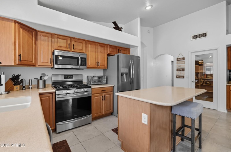 9637 E. Olla Ave.