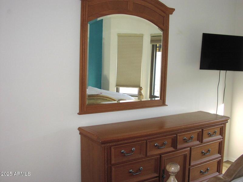 DRESSER AND MIRROR