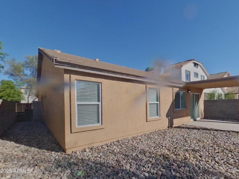 17_pc_RoP8y67xtF_Q9zm1nnO8r_center_0