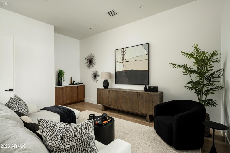 Office/Nursery Flex Room