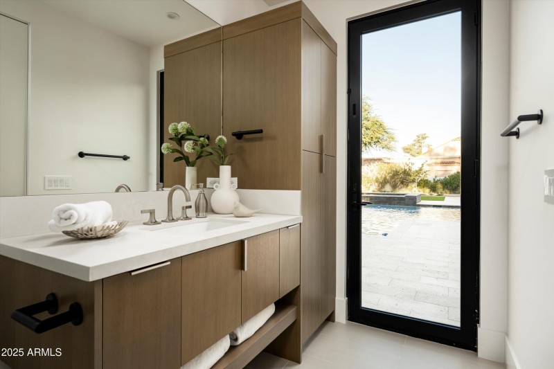 Bedroom 5/Gameroom Ensuite