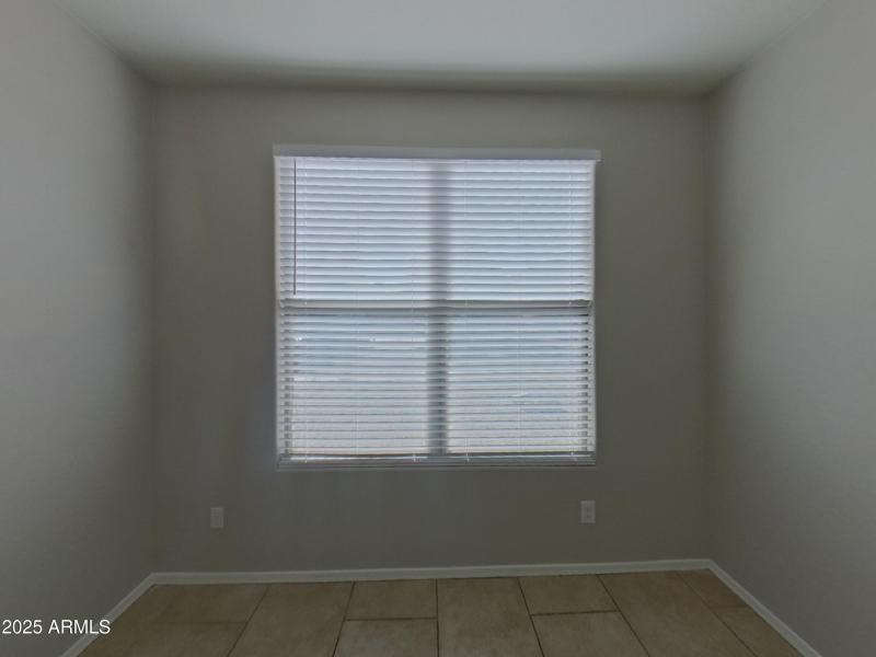 9_pc_zyN5TNgk8V_Nq7kOJ28di_layout_0