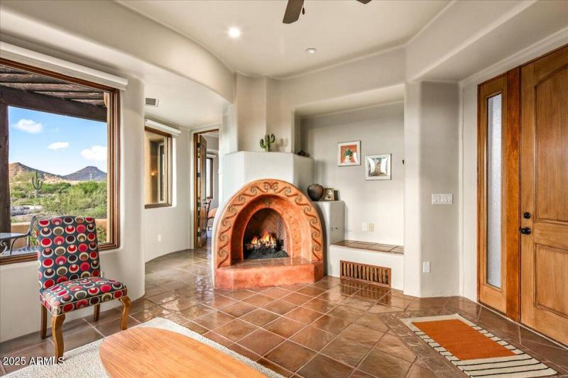 55-Guest House Entry