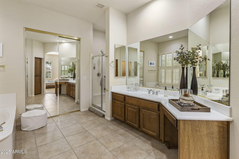 10-web-or-mls-D46A2779