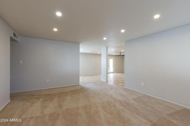 14225 N 39th Way-4
