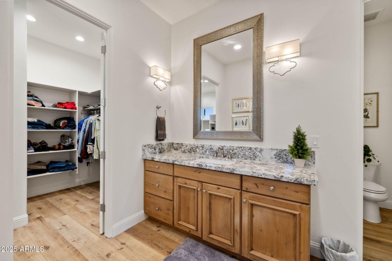 26-Primary Bathroom (2)