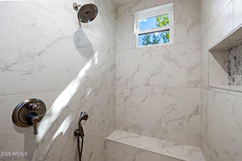 27-Primary Bathroom (3)