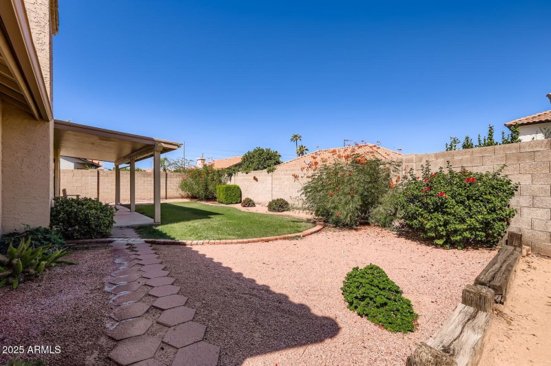 1034 E Encinas Avenue - Web Quality - 02