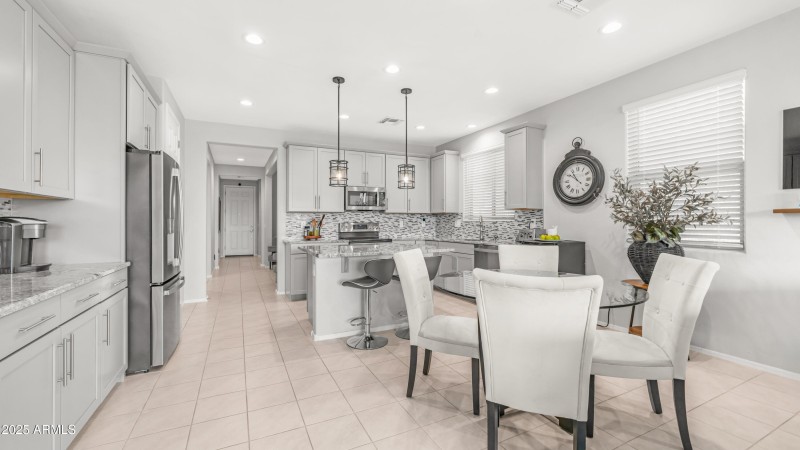 40410 W Haley Dr (10)