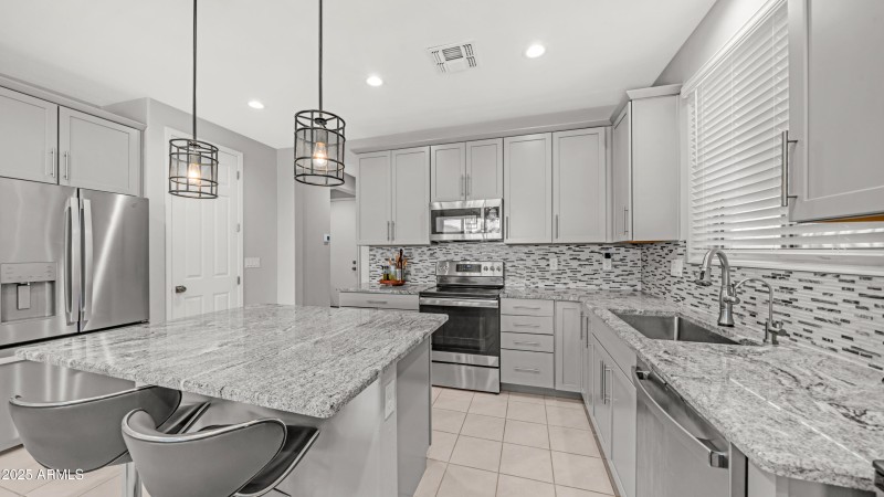 40410 W Haley Dr (14)