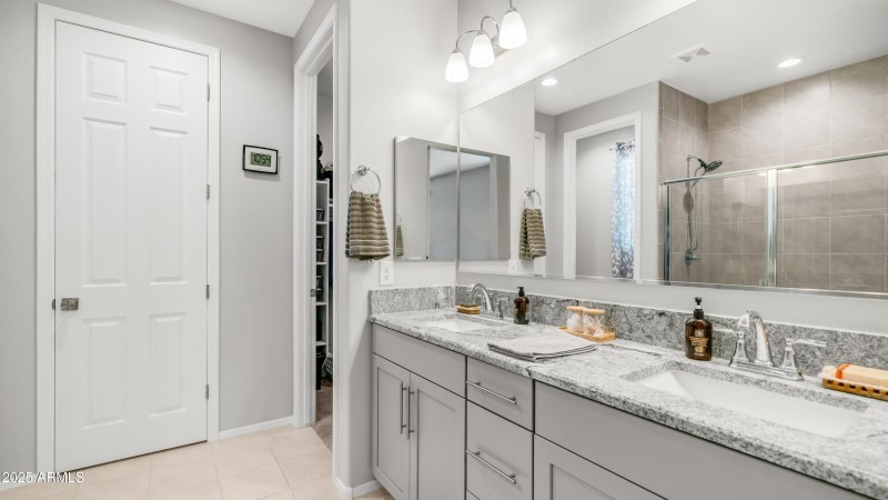 40410 W Haley Dr (19)