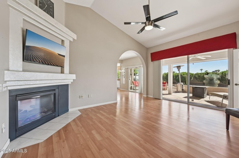 11-web-or-mls-W Circle Ridge Dr-S0810-01