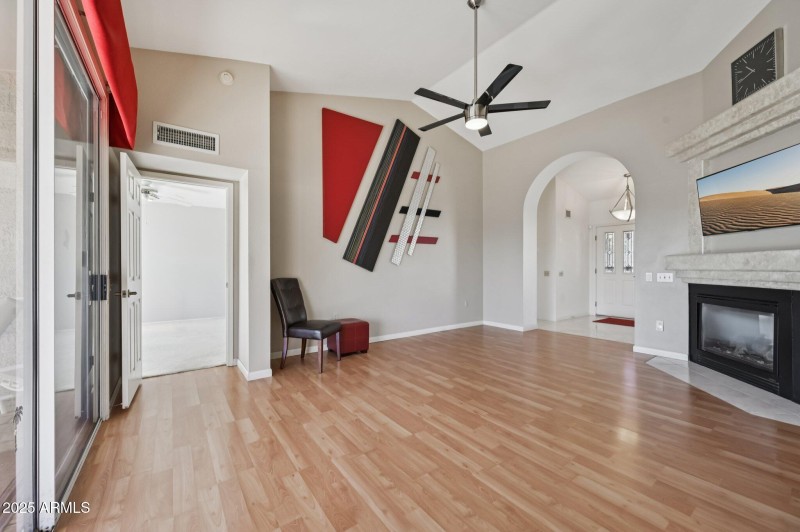 13-web-or-mls-W Circle Ridge Dr-S0810-01