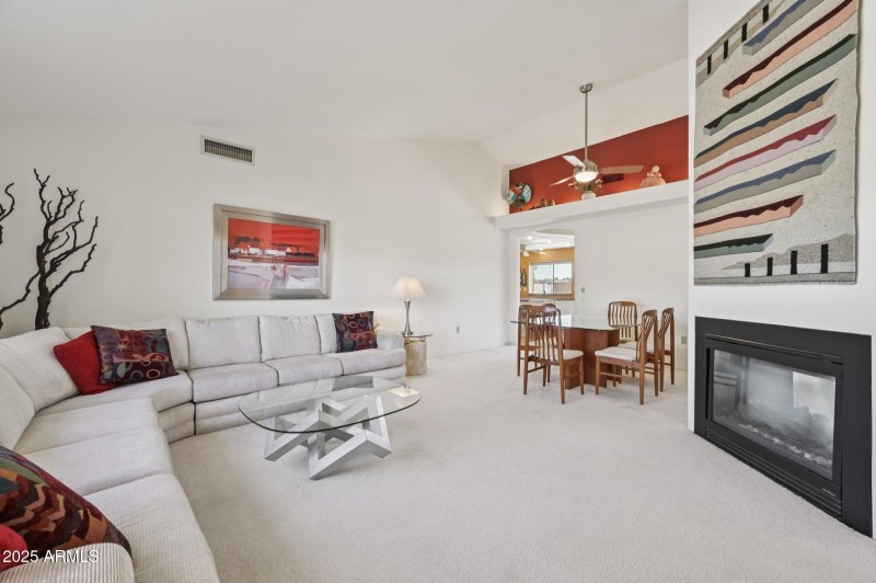 15-web-or-mls-W Circle Ridge Dr-S0810-01