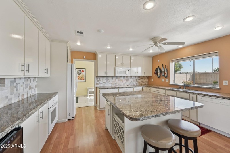 21-web-or-mls-W Circle Ridge Dr-S0810-02