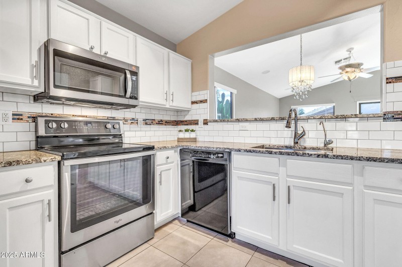 30178 N Coral Bean Dr-12