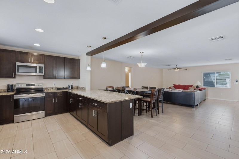 24-web-or-mls-West Campbell-24