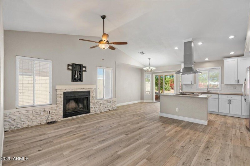 05-Living Room and Kitchen