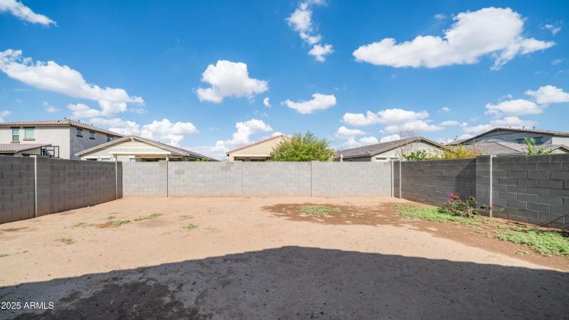 10872 W Marshall Ave-23