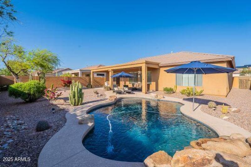 3e814c1e-e14d-4ae6-a03b-e42fdb8e853b_-_C