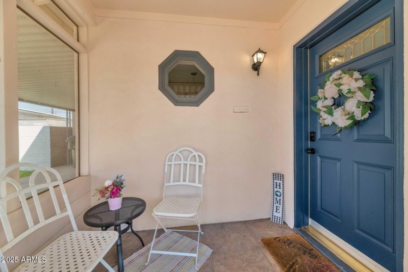 2726 E Fairmount Ave