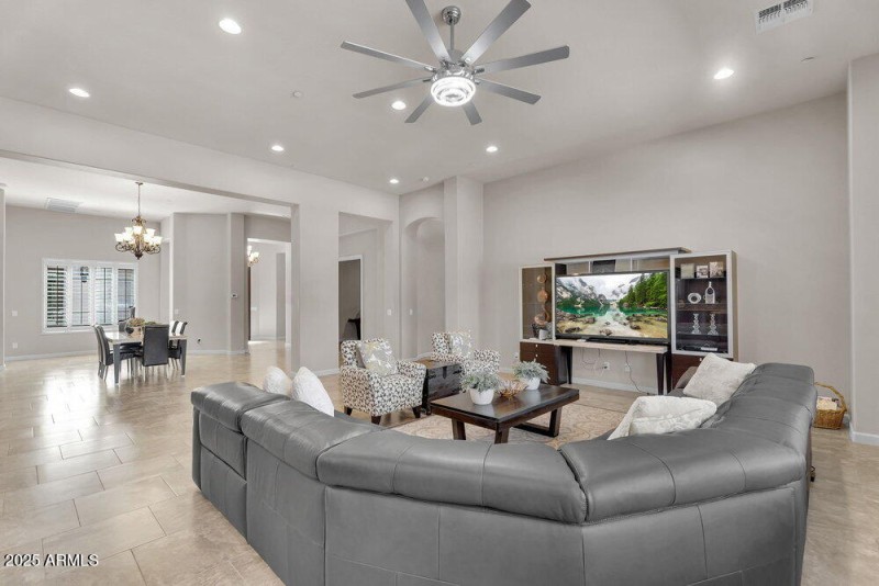 008_10-web-or-mls-10-web-or-mls-201st-7_