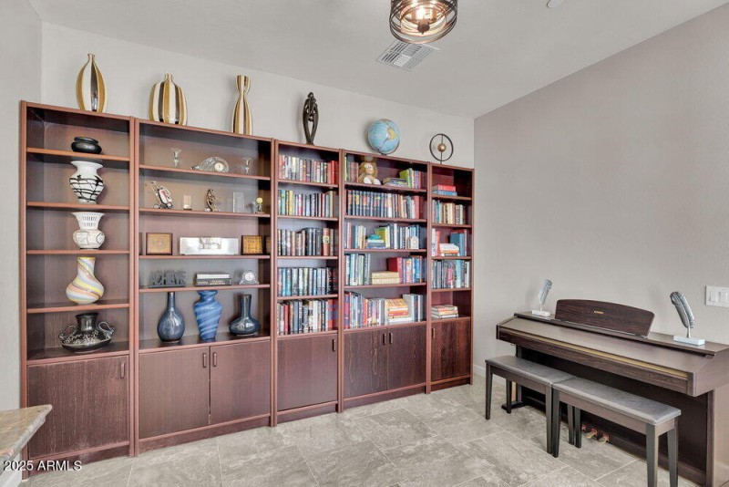 030_22-web-or-mls-22-web-or-mls-201st-35