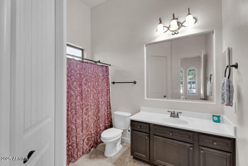 043_48-web-or-mls-48-web-or-mls-201st-34