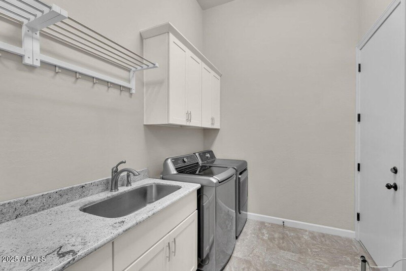 048_52-web-or-mls-52-web-or-mls-201st-52