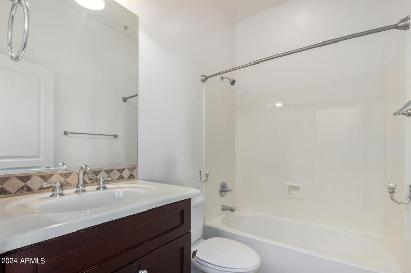 0034-34 - Grayhawk #2000