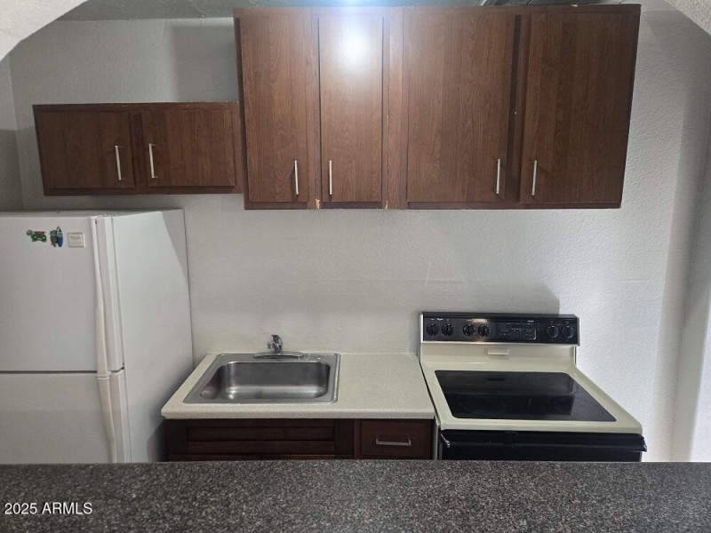 Guest Quarters Kitchen
