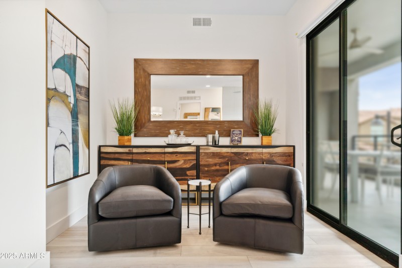 LUXE-Floorplans-BlurWindow-17