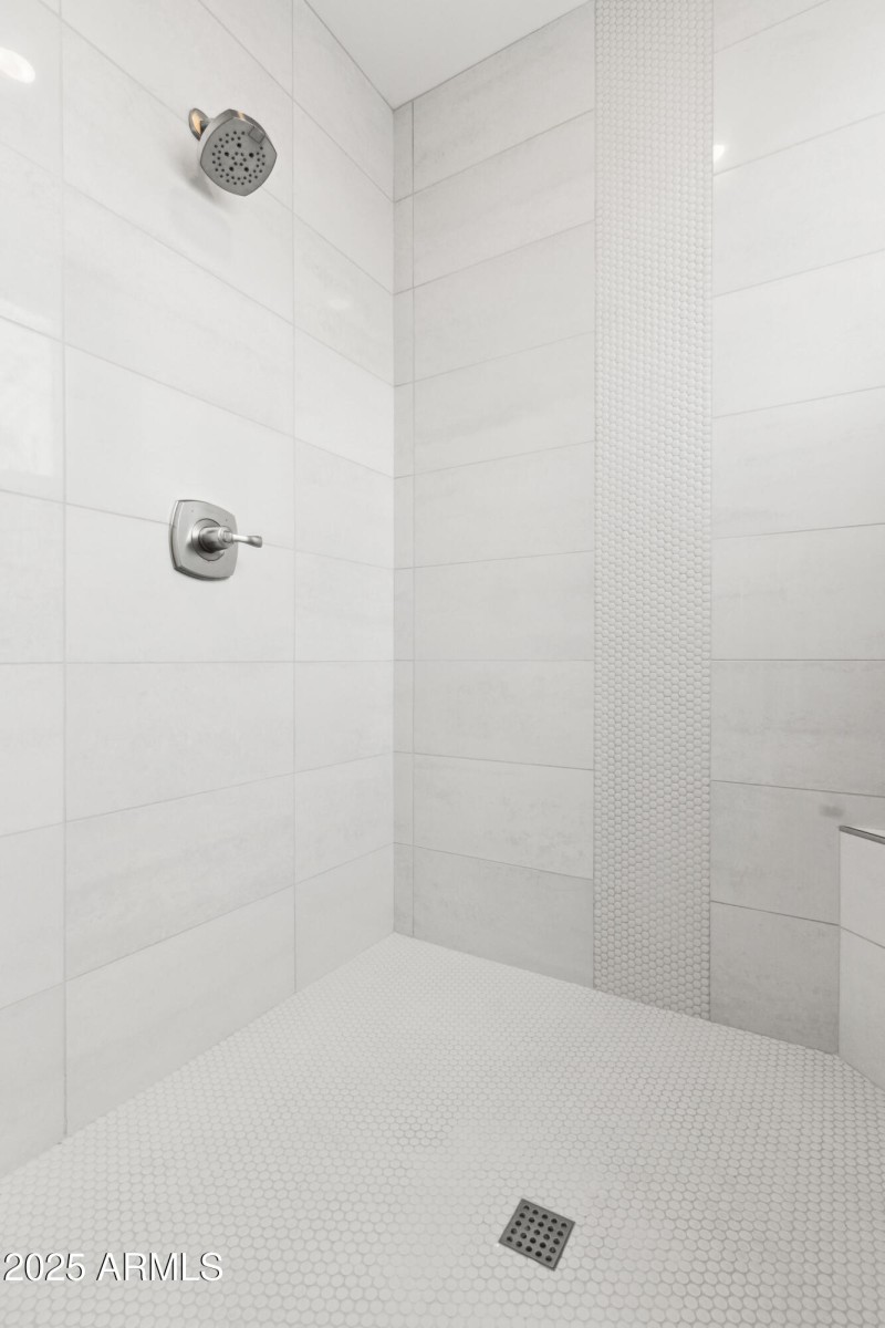 LUXE-Floorplans-01858