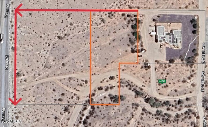 pork chop lot with 3 acres