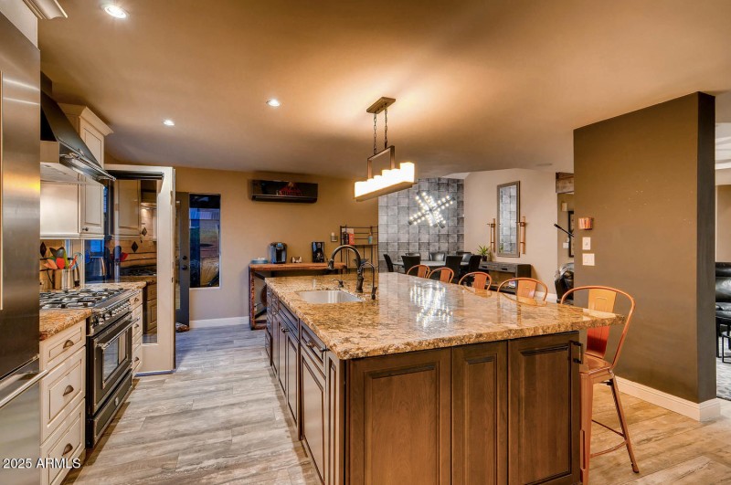 6521 E Beverly Ln Scottsdale-large-009-7