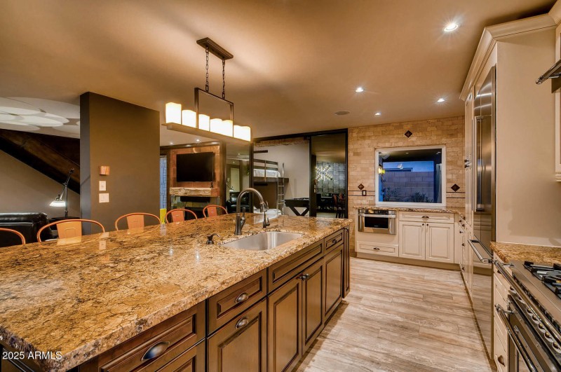 6521 E Beverly Ln Scottsdale-large-010-5