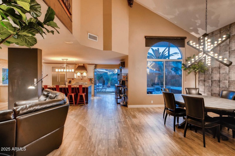 6521 E Beverly Ln Scottsdale-large-028-7