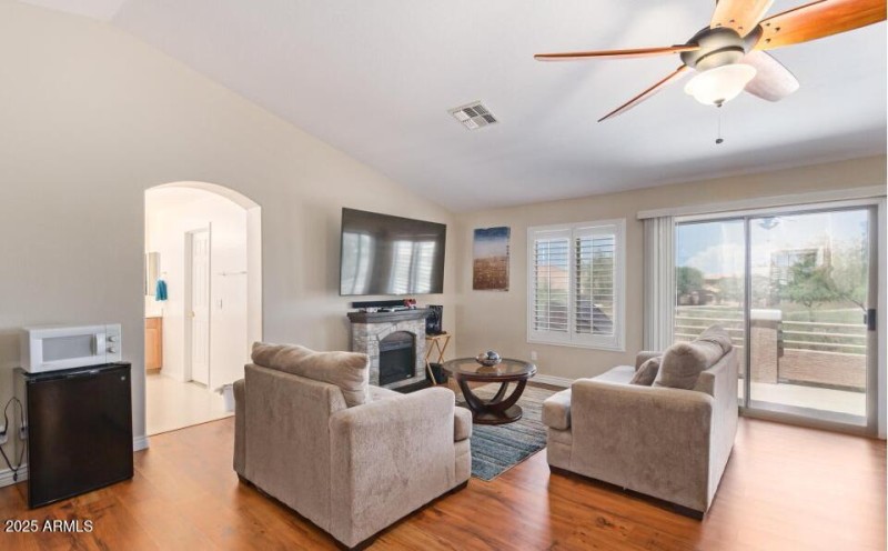 Screenshot 2025-10-08 at 11.36.42AM