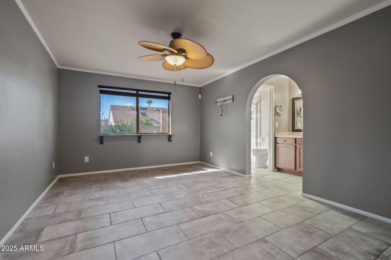 10-web-or-mls-6131 W Desert Hills Dr--25