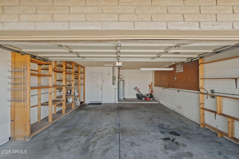 42-web-or-mls-6131 W Desert Hills Dr--57